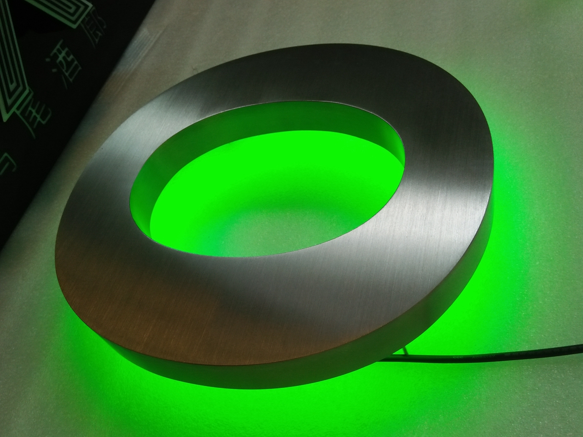 LED背發(fā)光字是什么意思？有哪些特征？