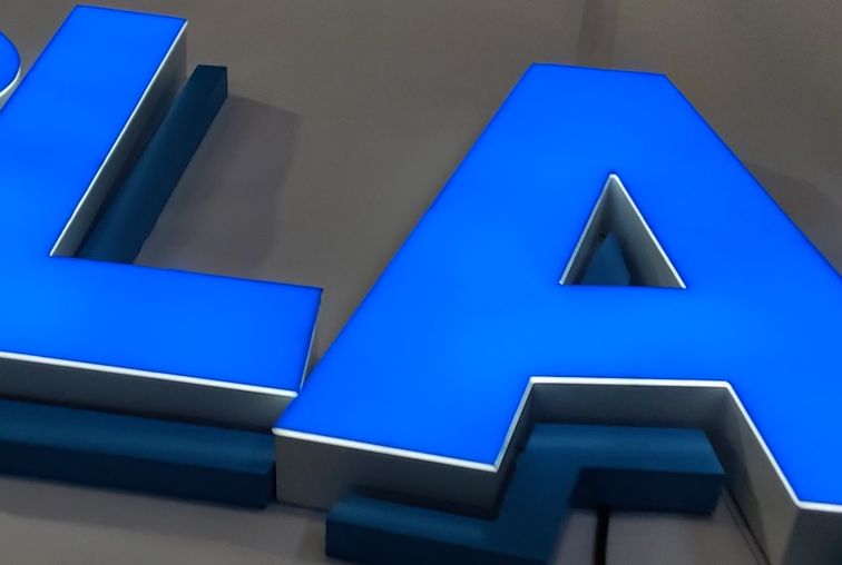 LED亞克力發(fā)光字費(fèi)電嗎，耗電情況怎么樣？