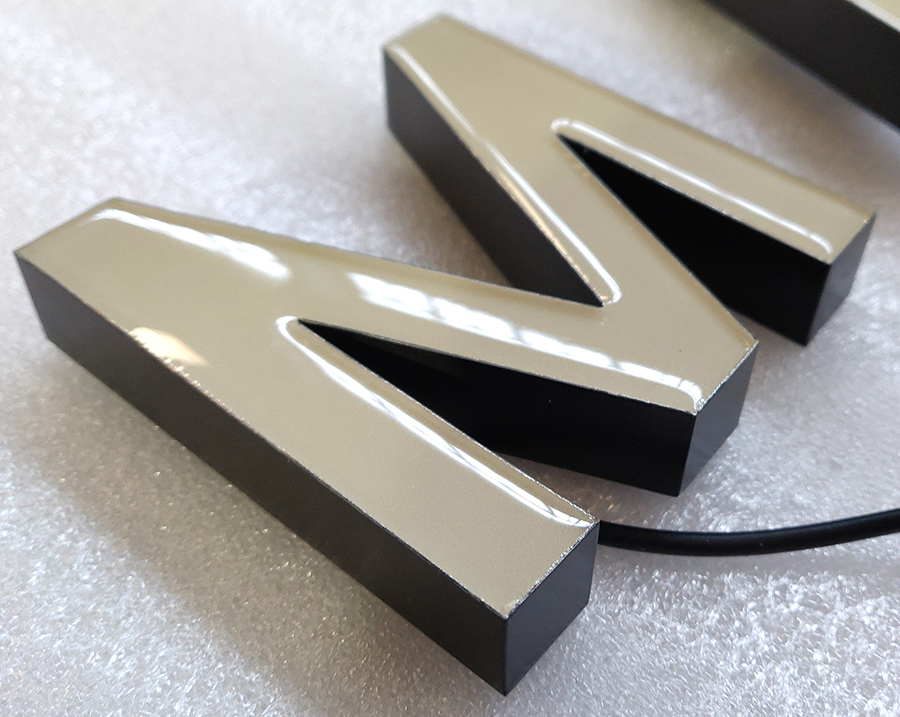 LED樹脂發(fā)光字的構(gòu)成和優(yōu)點分別是什么？