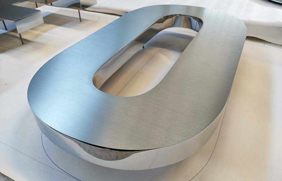 拉絲金屬字的拉絲工藝有哪幾種？