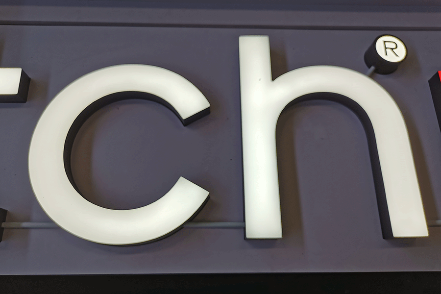 樹脂字和迷你字有什么區(qū)別？