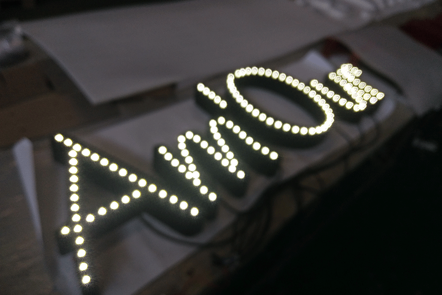 沖孔發(fā)光字標(biāo)識牌的制作工藝流程，你知道多少？