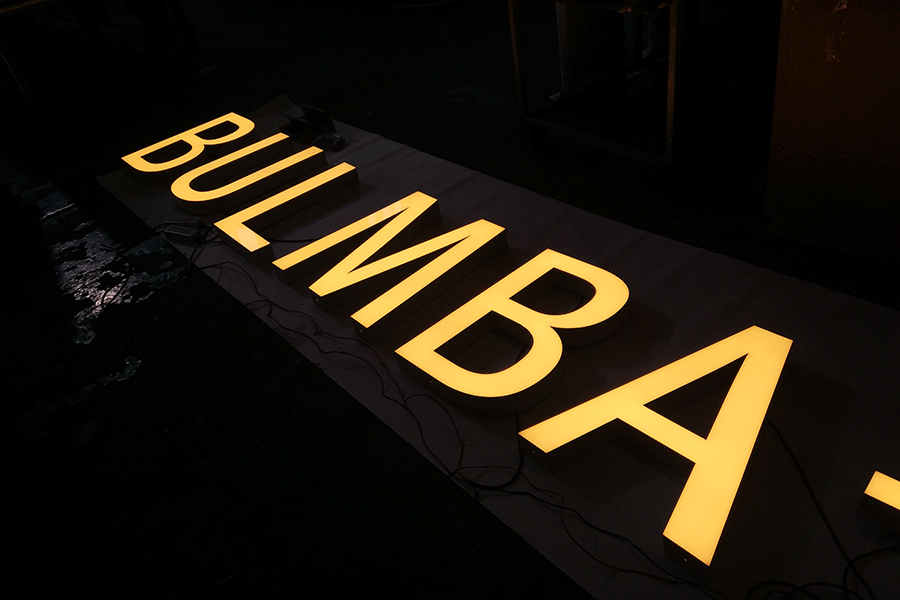 led發(fā)光字與亞克力發(fā)光字有什么區(qū)別？