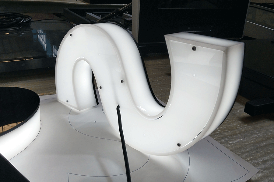 亞克力發(fā)光字制作安裝注意細(xì)節(jié)有哪些？