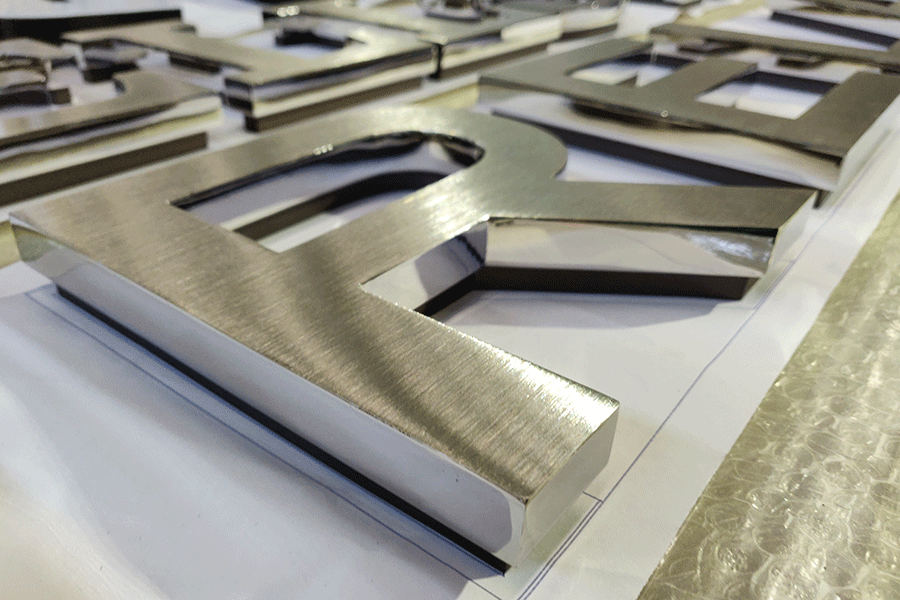 金屬平面字有哪些制作工藝流程？