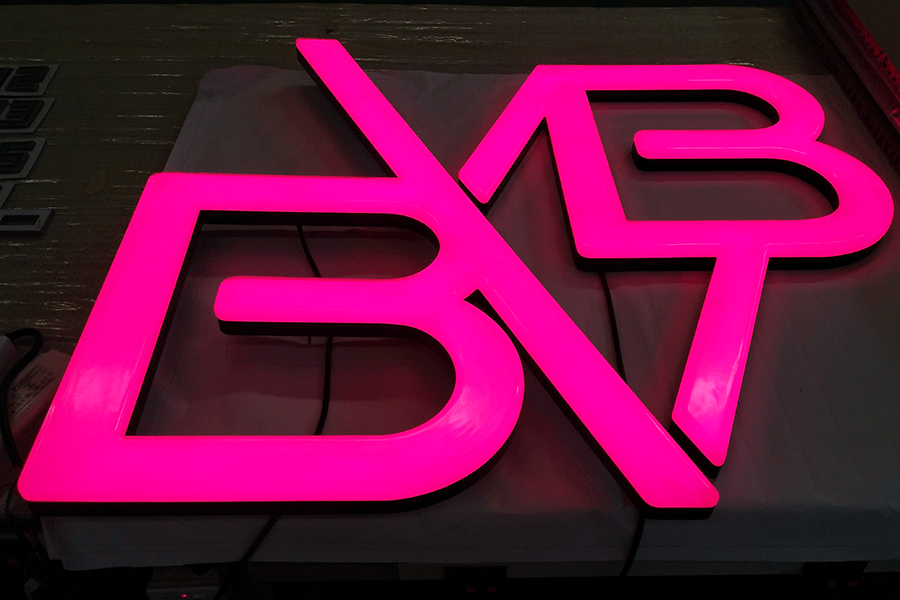 怎么選擇合適的led發(fā)光標(biāo)識(shí)牌？