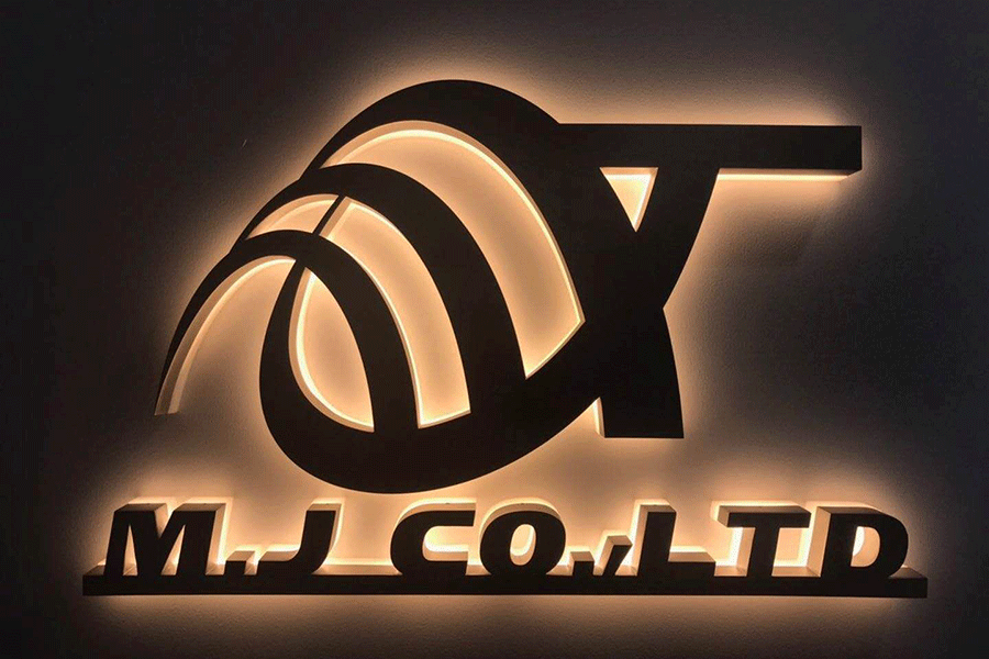 金屬背光字具備哪些優(yōu)質(zhì)特點？