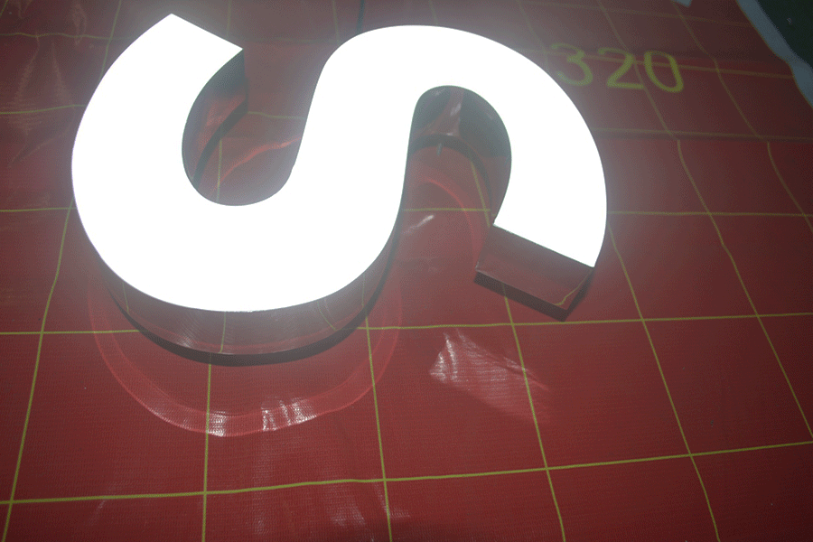 怎么處理led樹脂字發(fā)黃的問題？