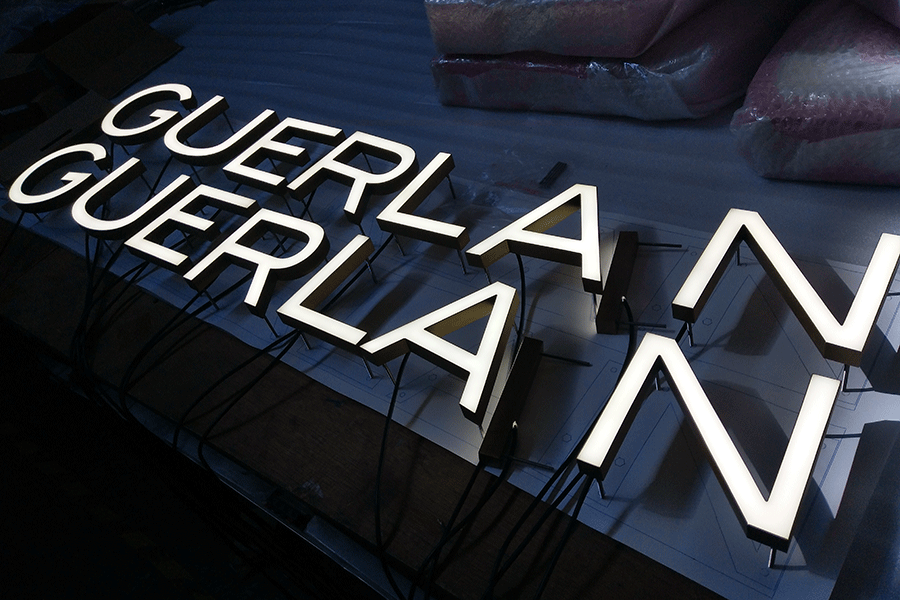 led樹脂字設(shè)計制作要點有哪些？