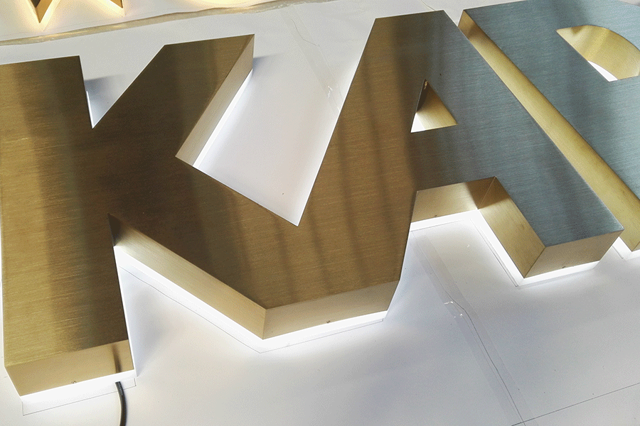 制作不銹鋼金屬字有什么優(yōu)勢特征？