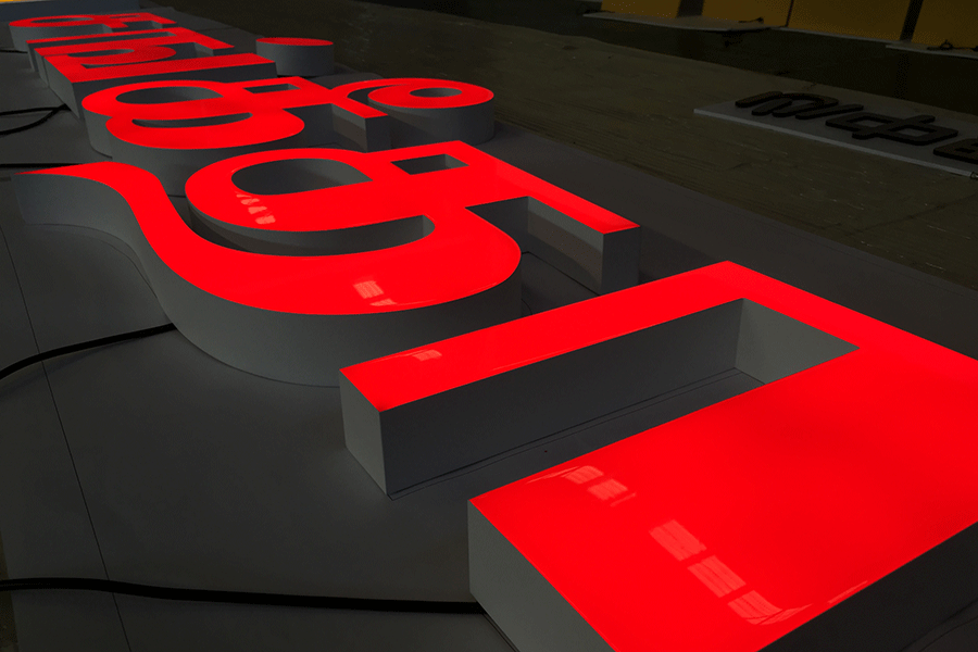 設(shè)計制作樹脂字具備哪些優(yōu)質(zhì)特點？