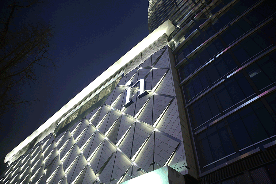 制作安裝樓體發(fā)光字有什么注意事項(xiàng)？