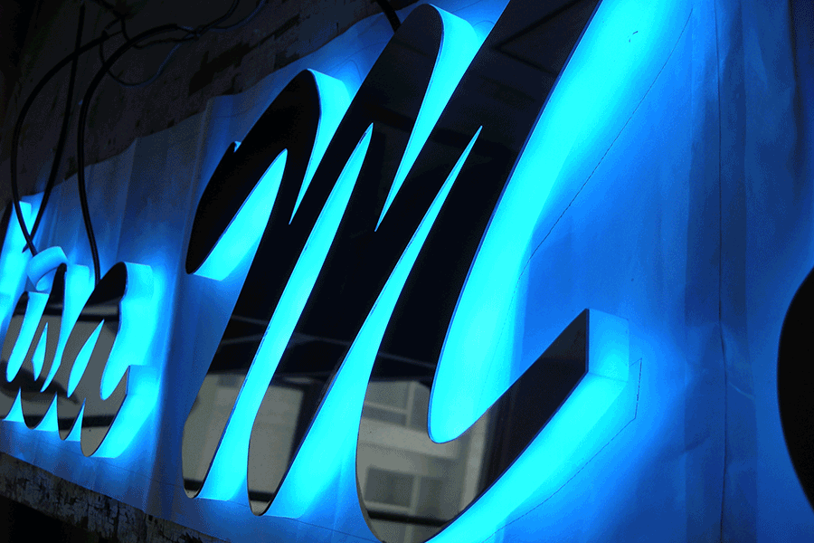 定制亞克力發(fā)光字需注意哪些細節(jié)？