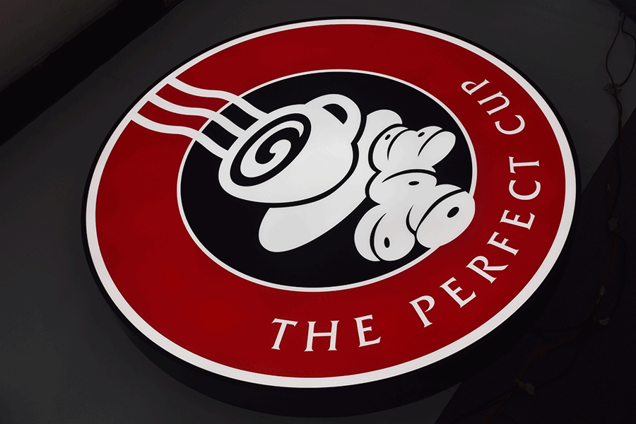 設(shè)計(jì)制作門頭招牌廣告字有哪些優(yōu)點(diǎn)特點(diǎn)？