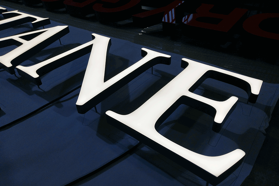 LED樹(shù)脂字設(shè)計(jì)制作有哪些特性？