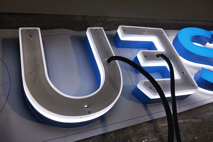 前后發(fā)光字設(shè)計制作有什么優(yōu)點？