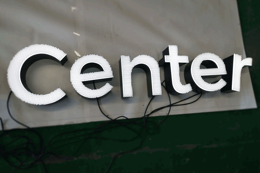 LED無邊框字設(shè)計制作有哪些工藝流程？