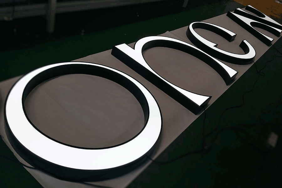 定制LED鏤空字標(biāo)識標(biāo)牌具備哪些特征？