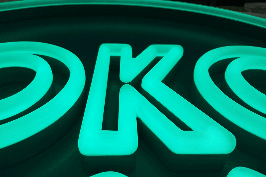 設(shè)計(jì)制作仿霓虹字標(biāo)識牌有什么流程步驟？