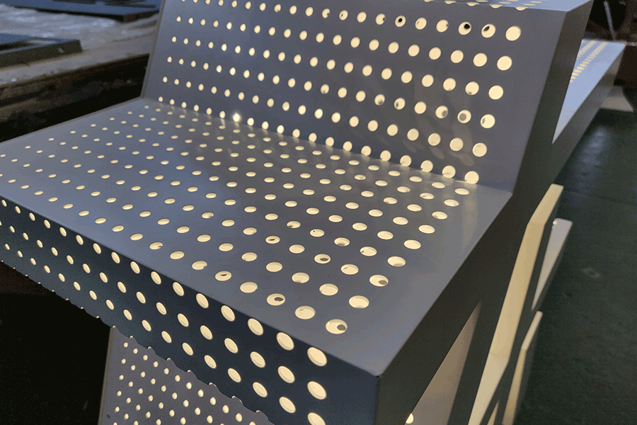 穿孔字標識標牌制作具備哪些特色？