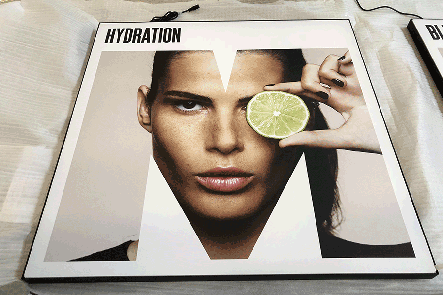 拉布燈箱發(fā)光標(biāo)識制作有哪些產(chǎn)品優(yōu)勢？