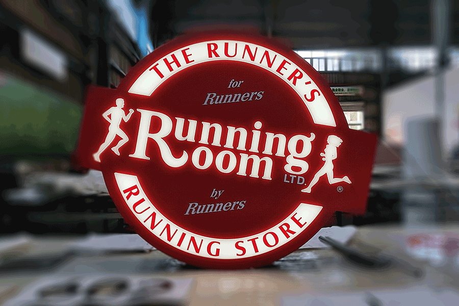 鏤空燈箱標(biāo)識(shí)標(biāo)牌制作有什么優(yōu)質(zhì)特點(diǎn)？