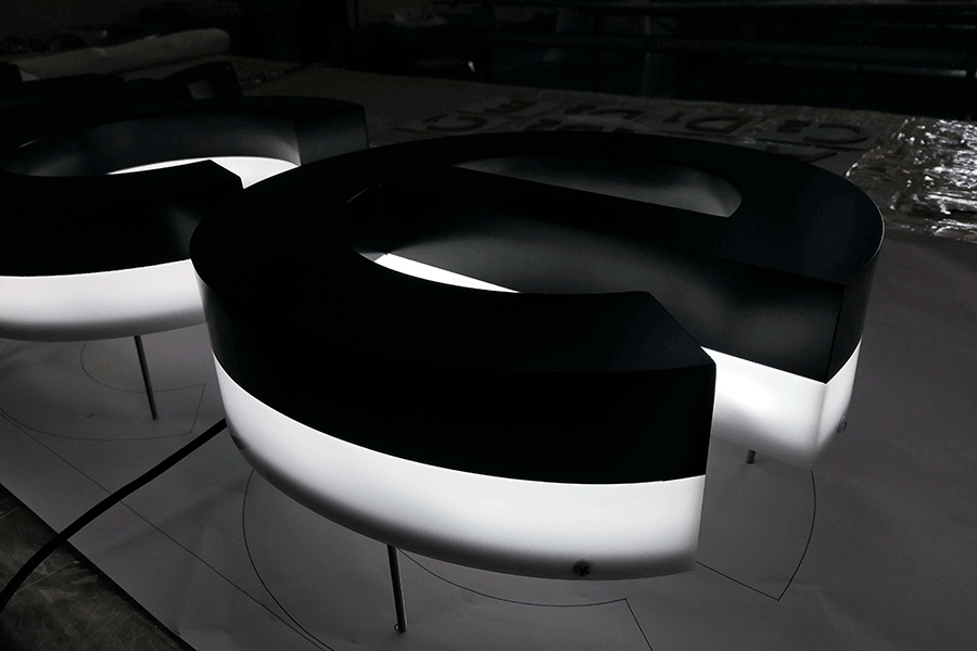 制作led全亞克力字有哪些優(yōu)點(diǎn)？