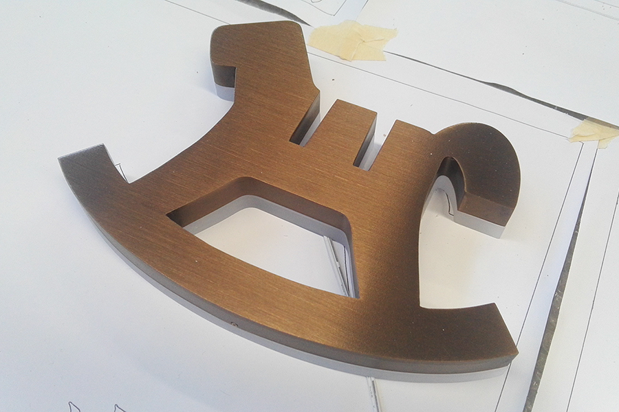 設計制作金屬立體字具備哪些特征？
