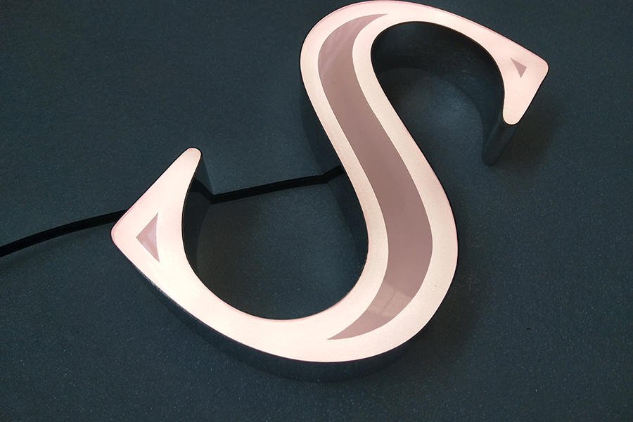 樹脂字標(biāo)識標(biāo)牌制作有什么特征？