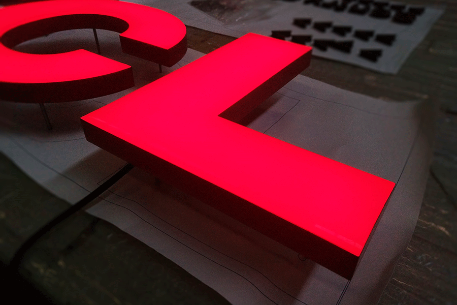 樹脂字發(fā)光標(biāo)識牌制作有什么優(yōu)點(diǎn)？