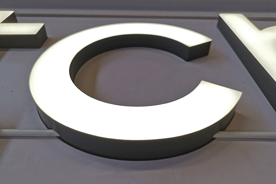 迷你字發(fā)光標(biāo)識牌設(shè)計制作有哪些優(yōu)點？