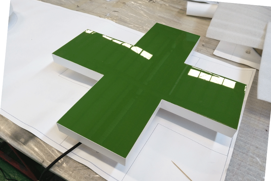 LED樹脂發(fā)光字標(biāo)識設(shè)計制作有什么特色？