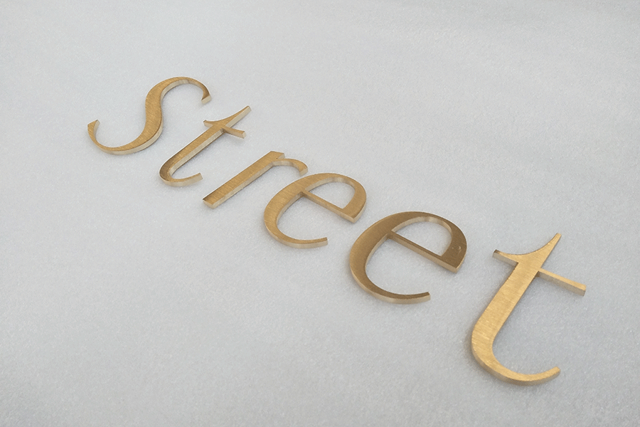 金屬實(shí)心字標(biāo)識(shí)標(biāo)牌制作有什么特色？