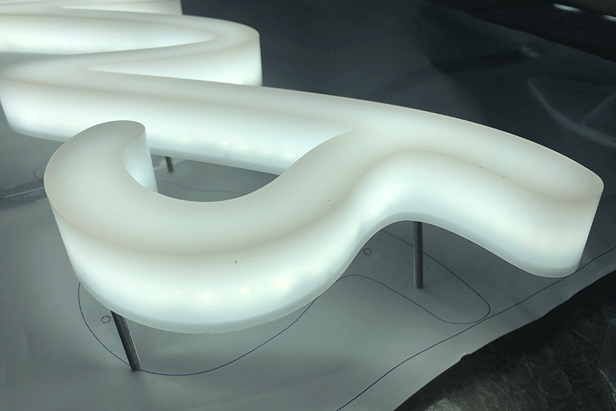 迷你字發(fā)光標(biāo)識(shí)牌設(shè)計(jì)制作有哪些優(yōu)點(diǎn)？