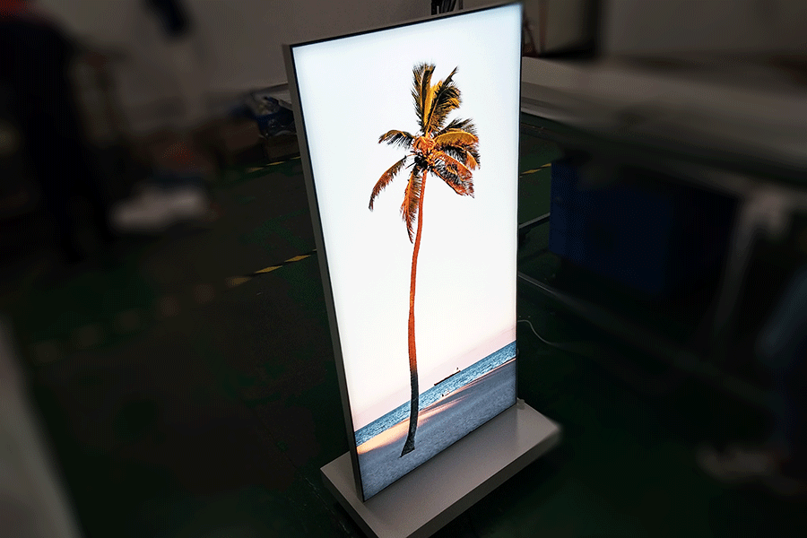 軟膜燈箱發(fā)光標(biāo)識(shí)牌定制有哪些特征？